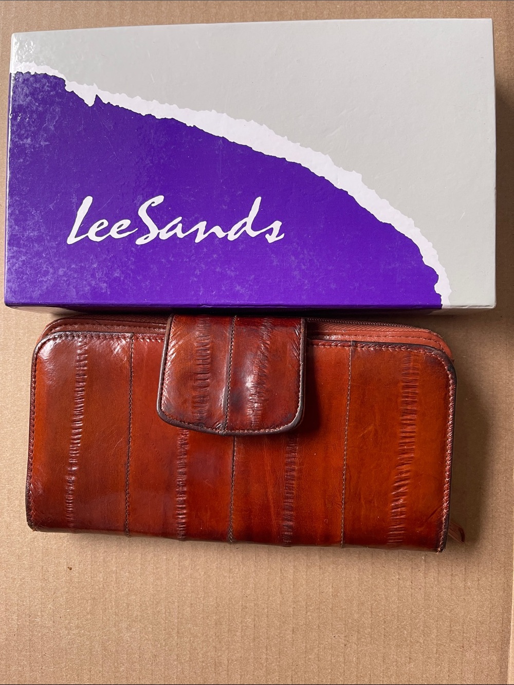 Lee Sands vintage designer eel skin leather zippered wallet with box